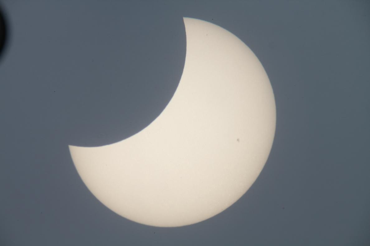 第1接触後太陽投影映像201205月21日7時07分29